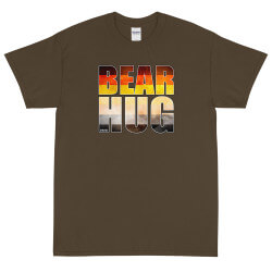 Camiseta Bear Hug - Bear Flag
